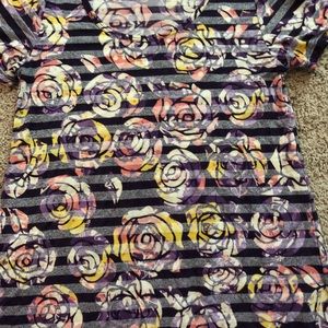 Floral Print Lularoe Perfect Tee